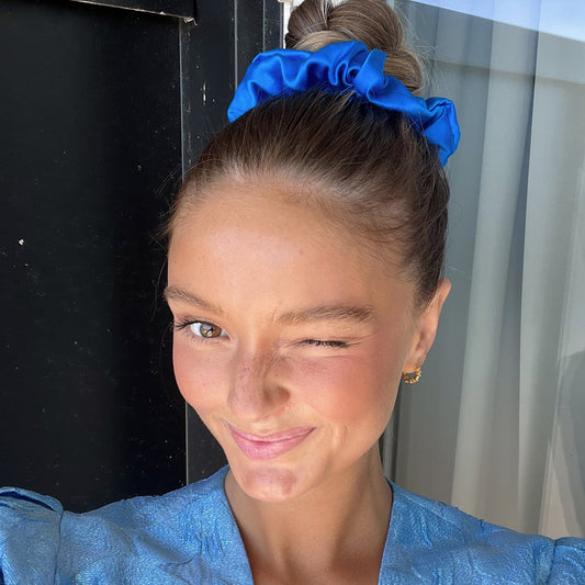 Silkes Scrunchie Large Royal blue