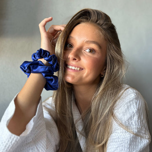 Silkes Scrunchie Medium Navy blue